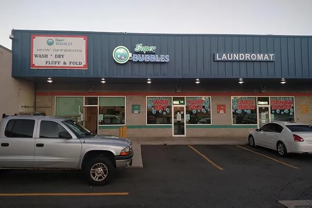 Super Bubbles Laundromat