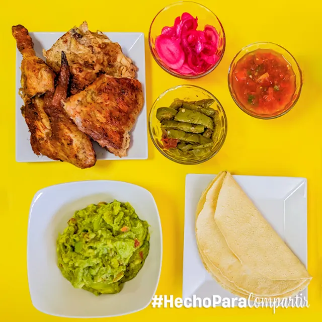 Pollo Feliz 4 Siglos