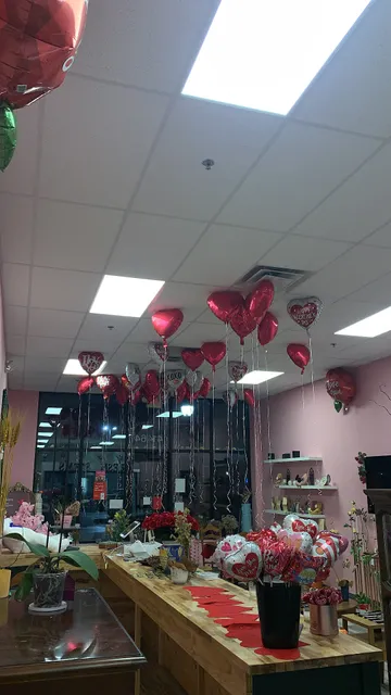 THE FLOWER SHOP AND GIFTS