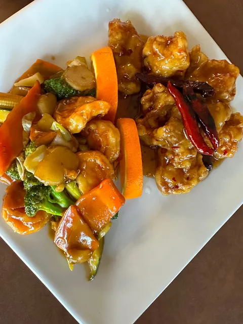 The Wok Chinese Cuisine