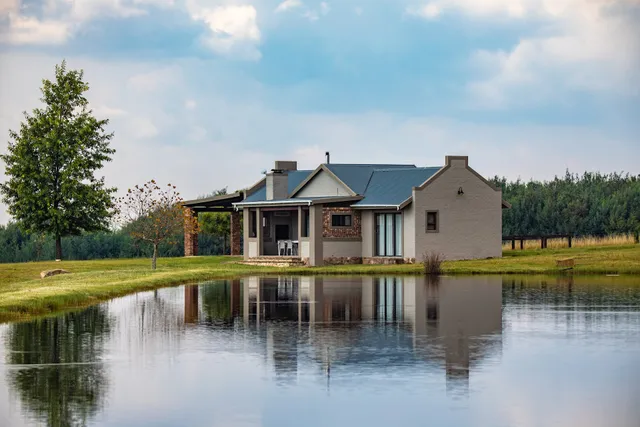Blue Crane Farm - Trout and Wildlife Estate, Dullstroom