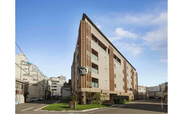 Y-HOTEL
