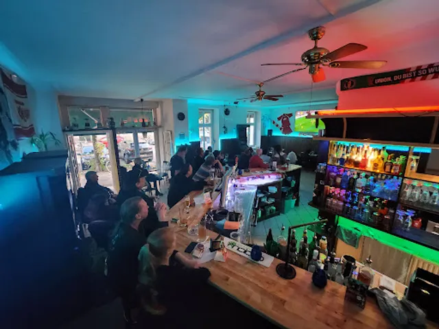 Schwarze Hexe Sky Sportsbar/ Cocktailbar