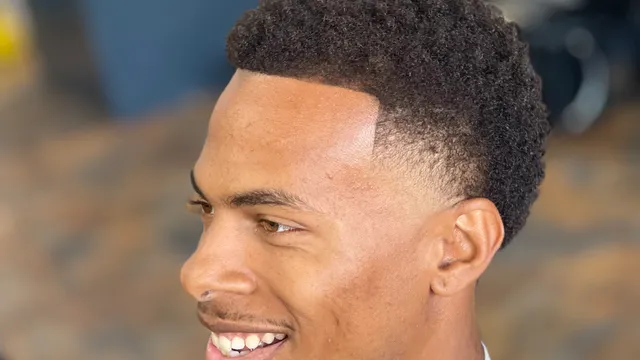 Devian Your Personal Phoenix Barber