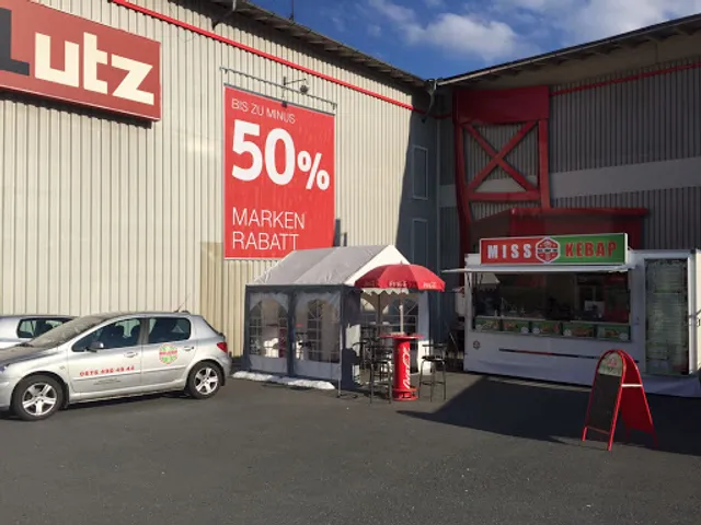 Going Miss Kebab Pizza