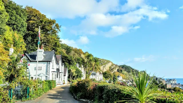 Haulfre Gardens Holiday Cottages