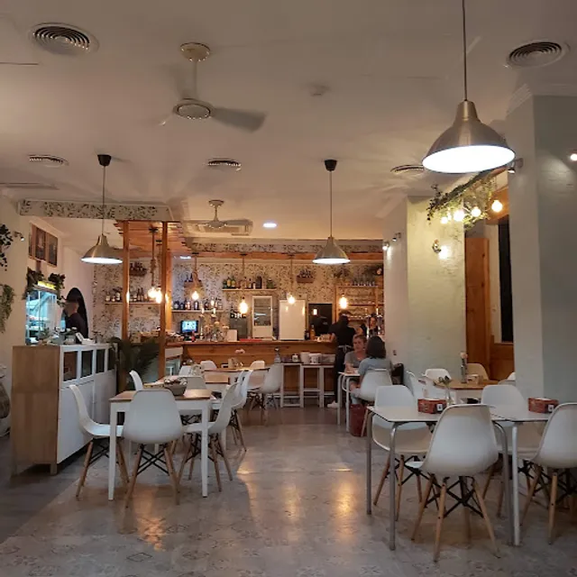 Bar María Germiná Tapas. Sevilla Este