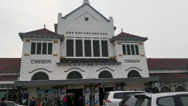 Airy Eco Syariah Stasiun Cirebon Siliwangi 87