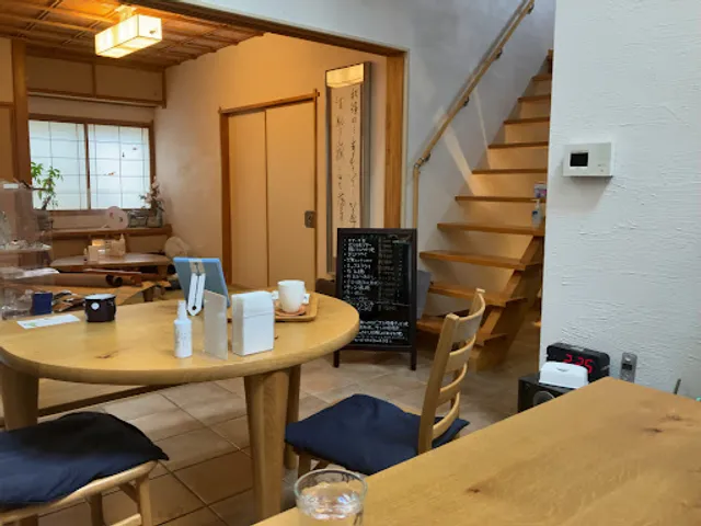 カフェとお食事の店銀