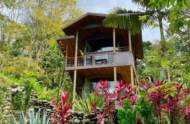 Casitas Del Rio - Riverfront Nature Lodge