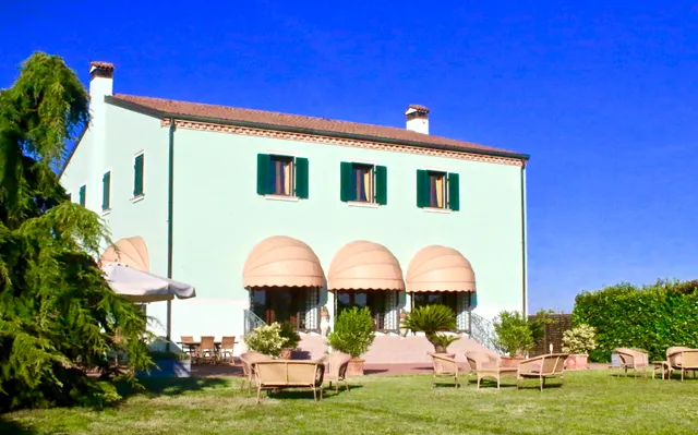 Villa Saraceni