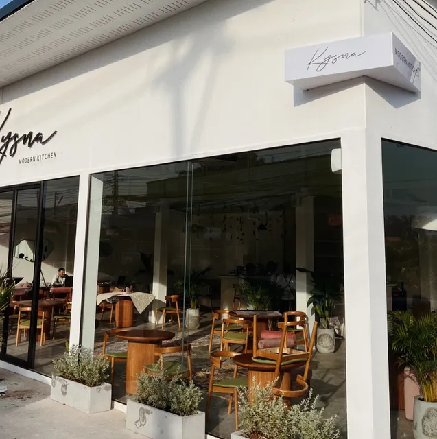 KYSNA Cafe breakfast & dinner