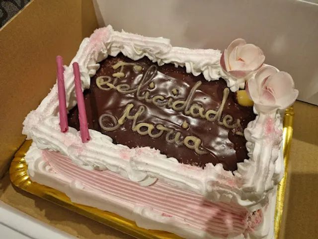 Panaderia Pasteleria Saturnino