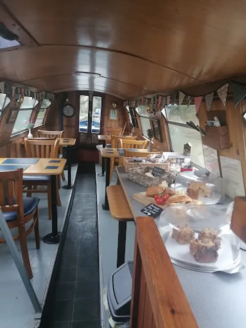 The Gongoozler's Rest