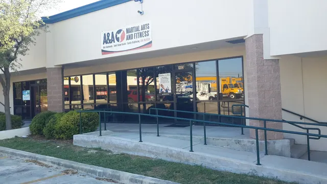 9023 Huebner Commons Shopping Center