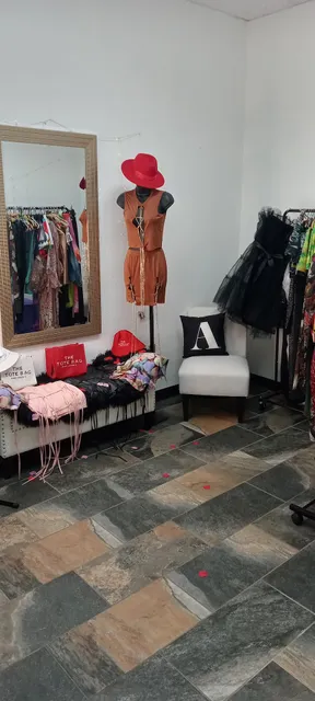 Annette's Boutique & Salon