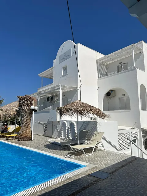 Aspro Phos Santorini Hotel