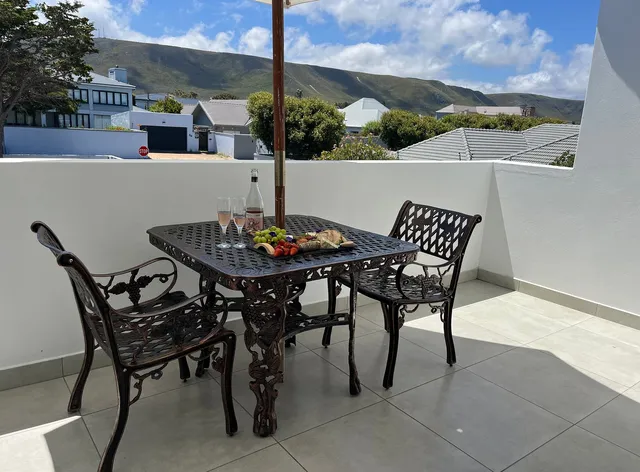 The Cliff Villa Boutique Guesthouse