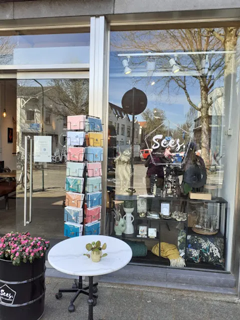 Sees. Coffee & Conceptstore