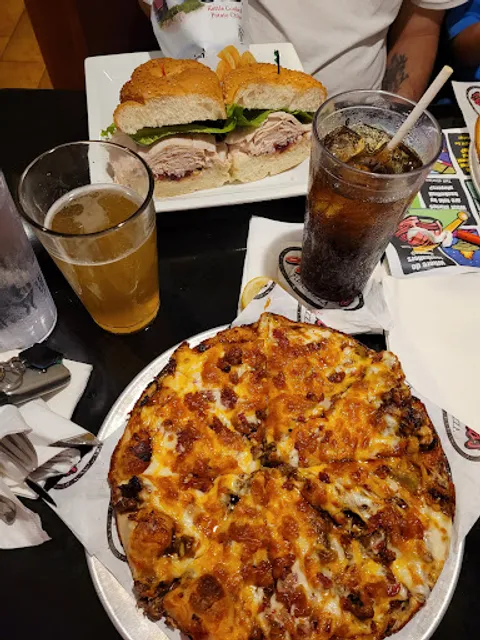 Alberto's Pub & Pizza