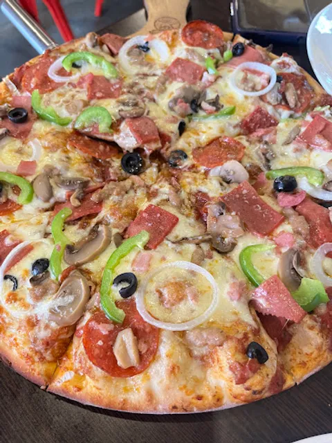 Brooklyn’s New York Pizza Pasig