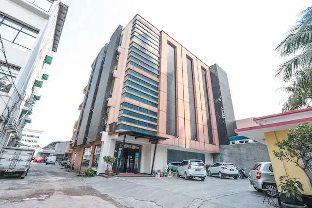 RedDoorz @ Jalan Gunung Sahari