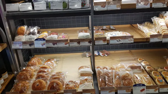 파리바게뜨 우만주공점