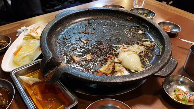 행복한 식당 (구 정인식당)