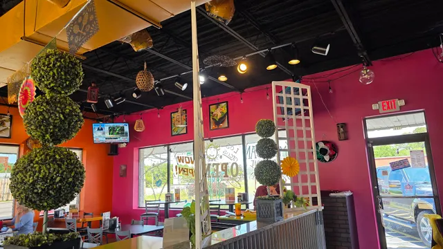 Los Arcos Restaurant