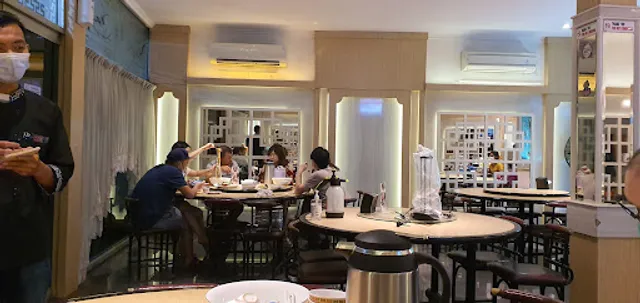 Moonlight Restaurant