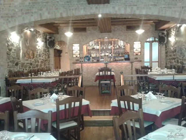 PICCADILLY-ΤΟ ΠΕΤΡΙΝΟ