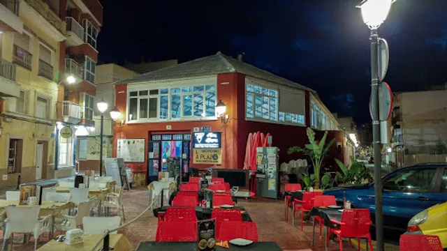 La Plaza Abastos Águilas - Cosa Nostra - Pizzería Brasería