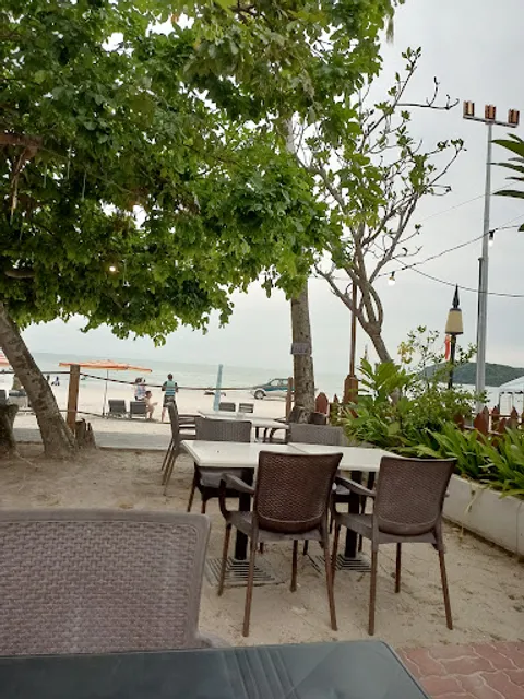 D'grill Seafood restaurant