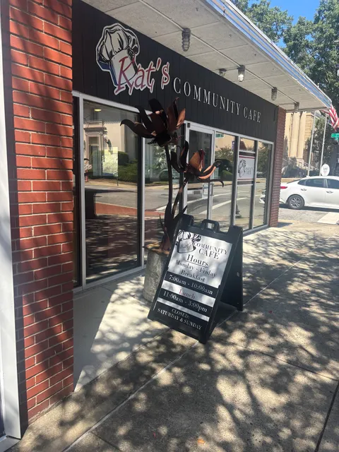 Kat's Lil Community Café