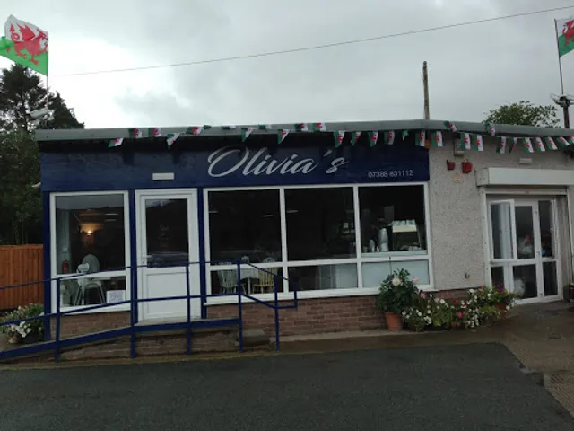 Glan Yr Afon cafe, llanfair TH