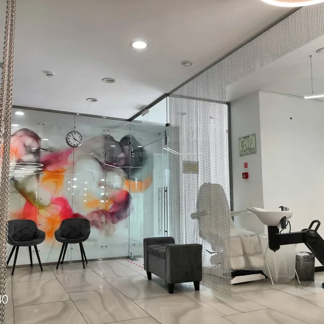 Wow - hair color experts