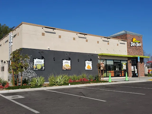 Del Taco