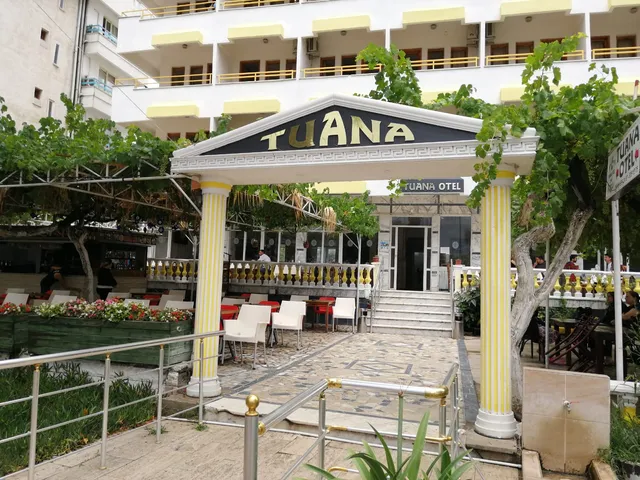 Tuana Hotel