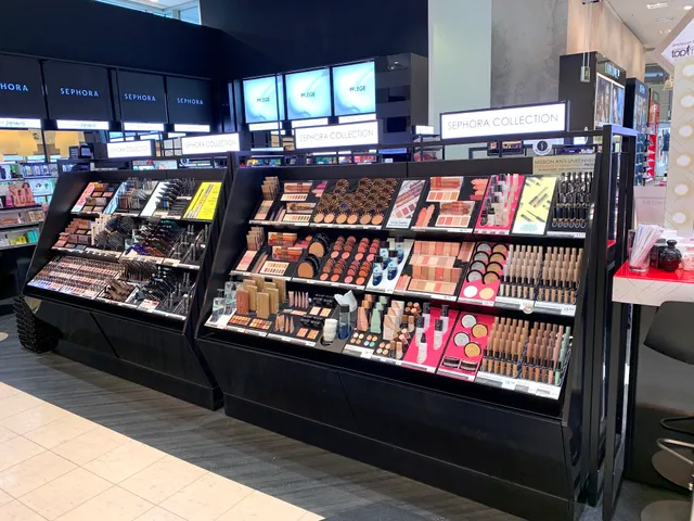 SEPHORA CORNER LEIPZIG