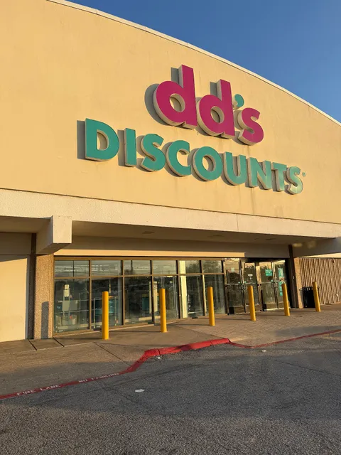 dd's DISCOUNTS