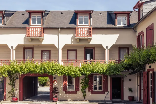 Le Clos du 5 - Appart Hotel Bagnères