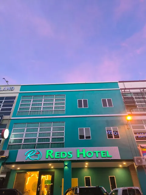 Red's Hotel