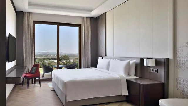 JW Marriott Bengaluru Prestige Golfshire Resort & Spa