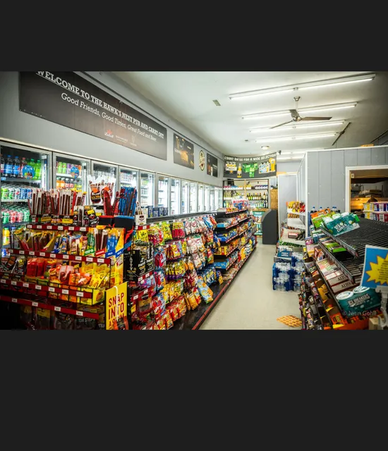 The Hawks Nest Pub, Pizza, Burgers And Wings