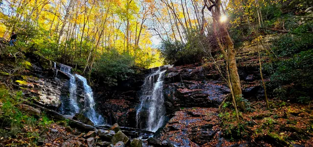 Soco Falls Trailhead