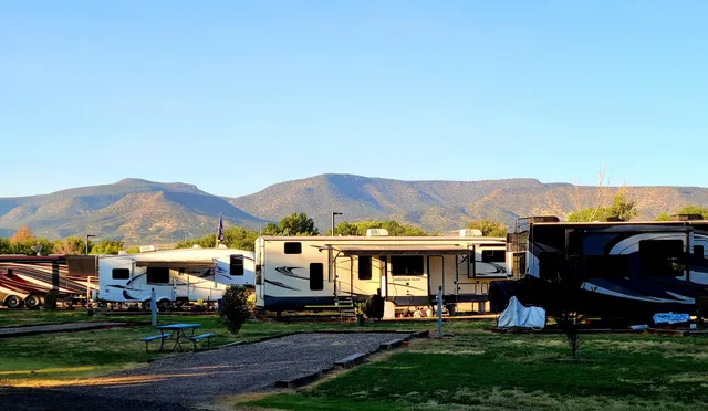 Verde River RV Resort & Cottages