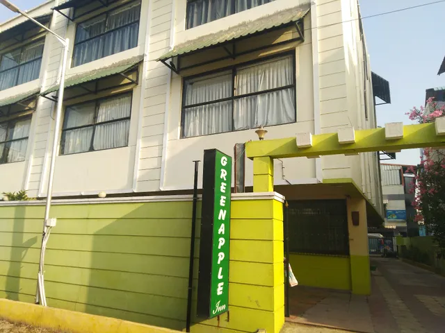 Green Apple Service Apartment