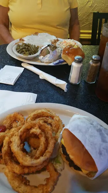 R&K Cafe on Santa Fe