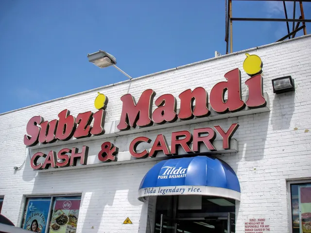 Subzi Mandi Cash & Carry