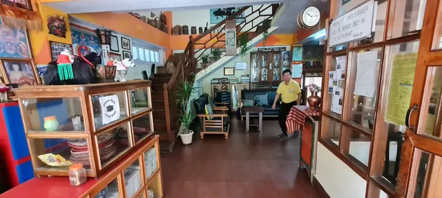 Garuda Lodge and Restaurant